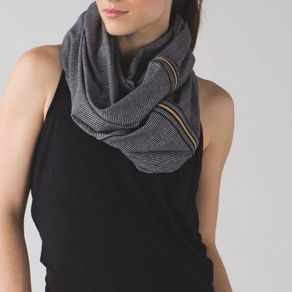 lululemon athletica Black and Gold Striped Scarf - Picture 2 of 10